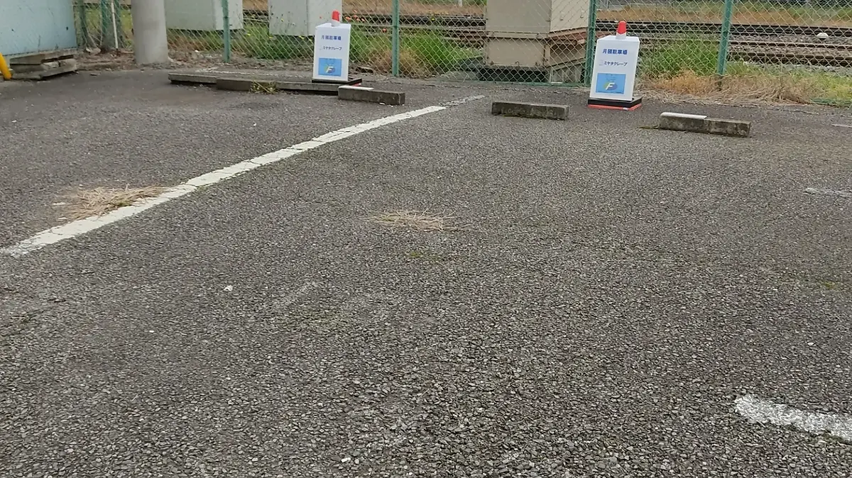 ミヤタクレープ 荒川沖 第一駐車場 位置